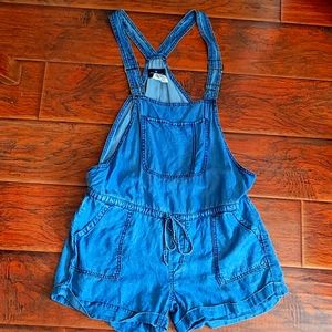 American eagle shorts romper